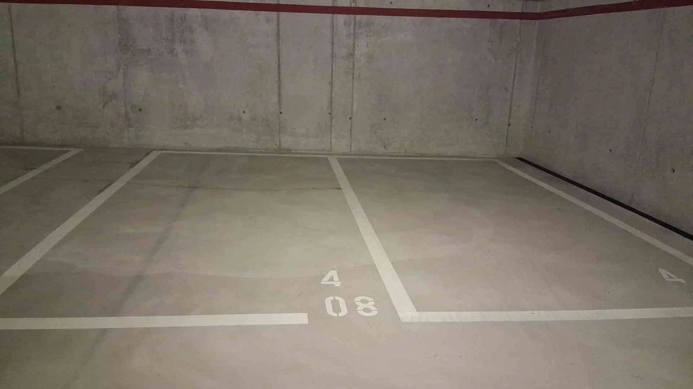 Parcheggio, garage di null locali in affitto a Aesch ZH - immagine 1/1