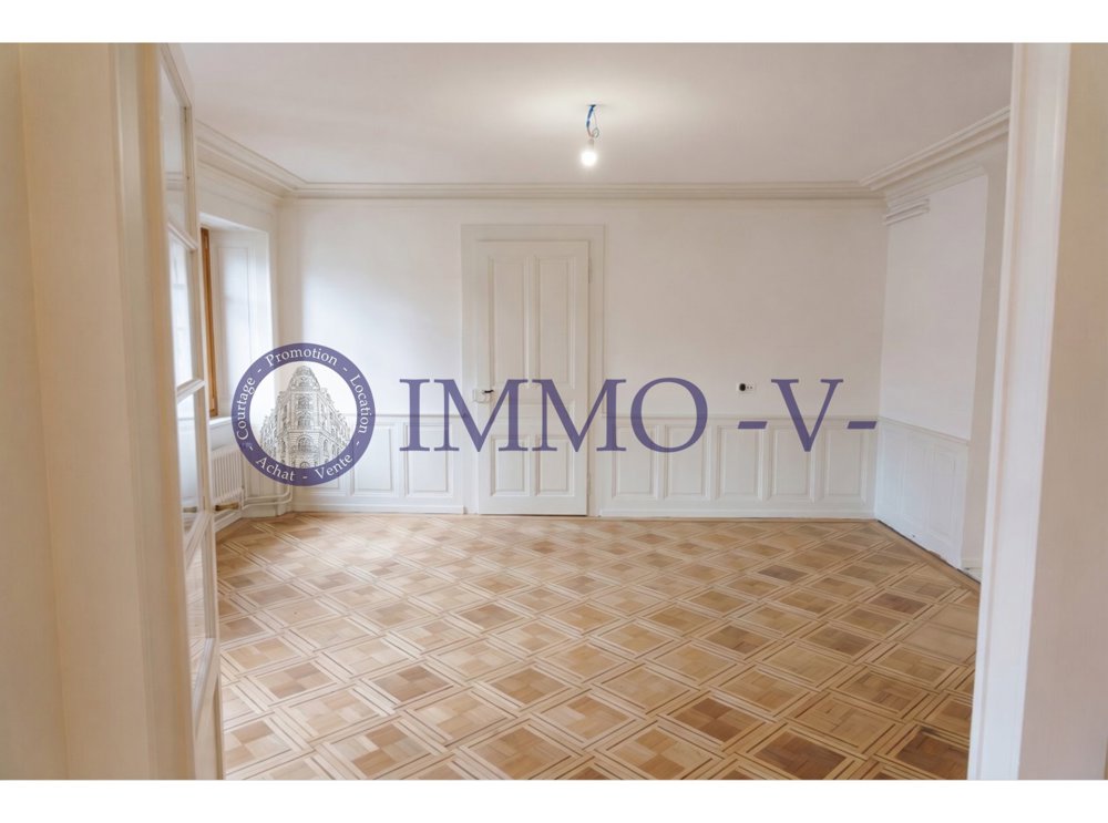 Cachet et élégance au centre-ville - appartement rénové avec caractère - Ansicht 2