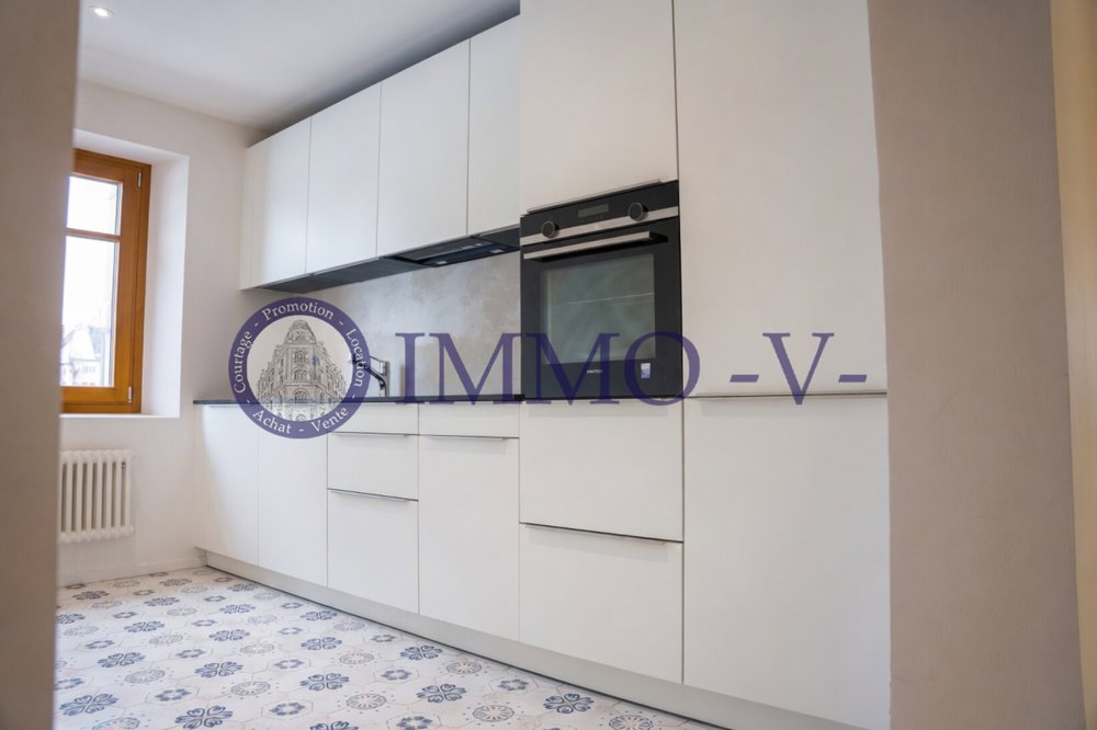 Cachet et élégance au centre-ville - appartement rénové avec caractère - Ansicht 4