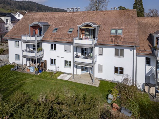 Appartement 3 pièces à acheter à Egg b. Zürich - image 1/1