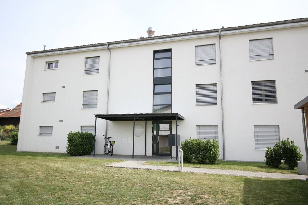 Appartamento di 2 locali in affitto a Ecuvillens - immagine 1/8