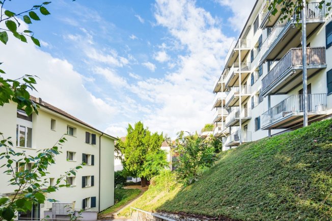 Appartement 4 pièces à louer à Neuchâtel - image 1/1