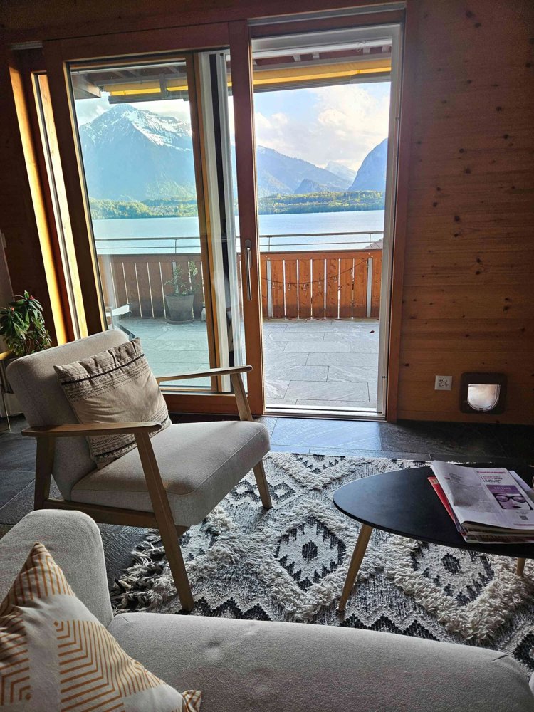 3.5 rooms Apartment for rent in Oberhofen am Thunersee - image 1/8
