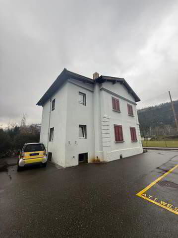 7 rooms House to buy in Naters - image 1/3