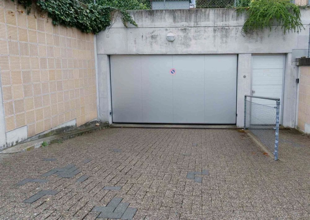 Parking, garage null pièces à louer à Oberrohrdorf - image 1/2