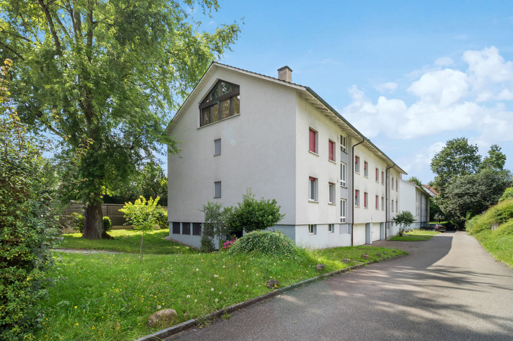 null rooms Car park, garage for rent in Weiningen ZH - image 1/1