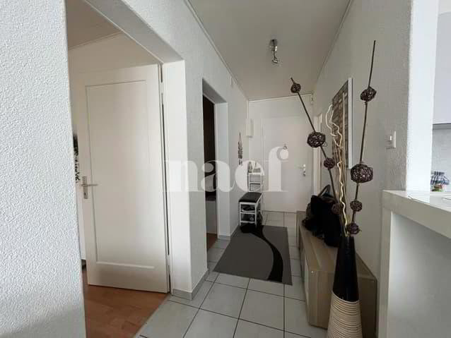 2.5 Zimmer Wohnung zu vermieten in La Chaux-de-Fonds - Bild 1/8