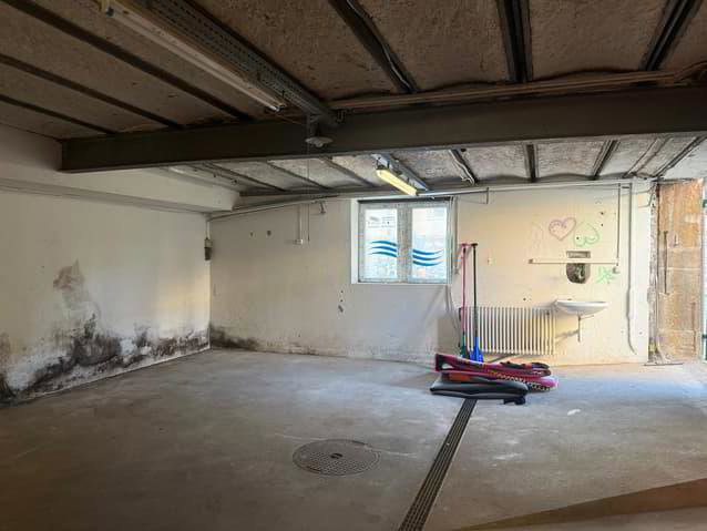 1 Zimmer Büro zu vermieten in St-Blaise - Bild 1/3