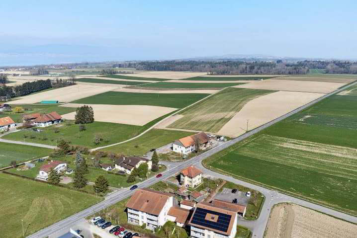 Casa di null locali in vendita a Montbrelloz - immagine 1/13