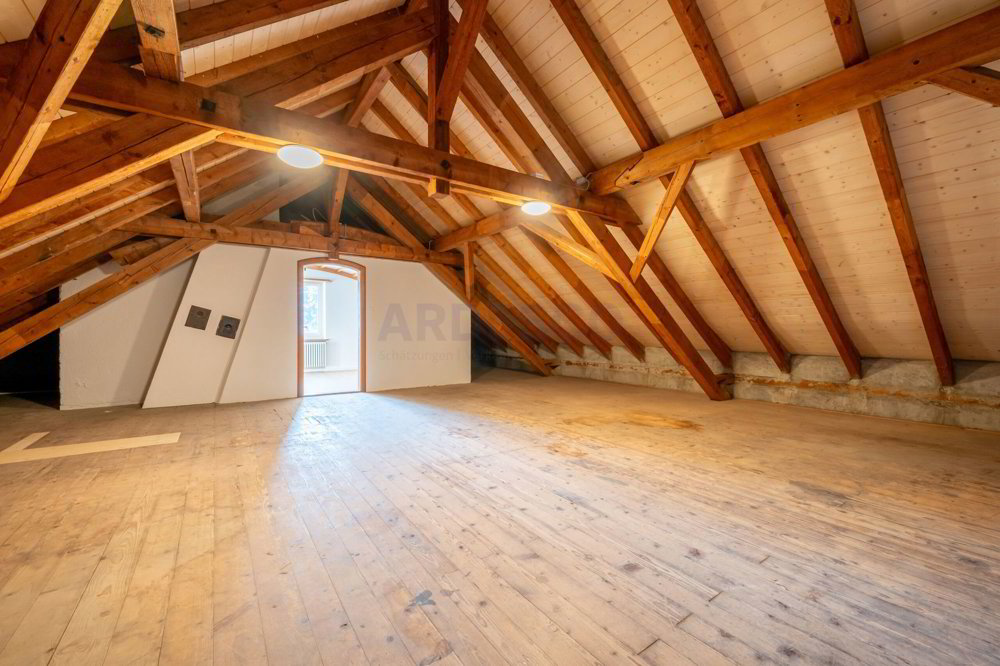 Casa di 10 locali in vendita a Gontenschwil - immagine 1/12
