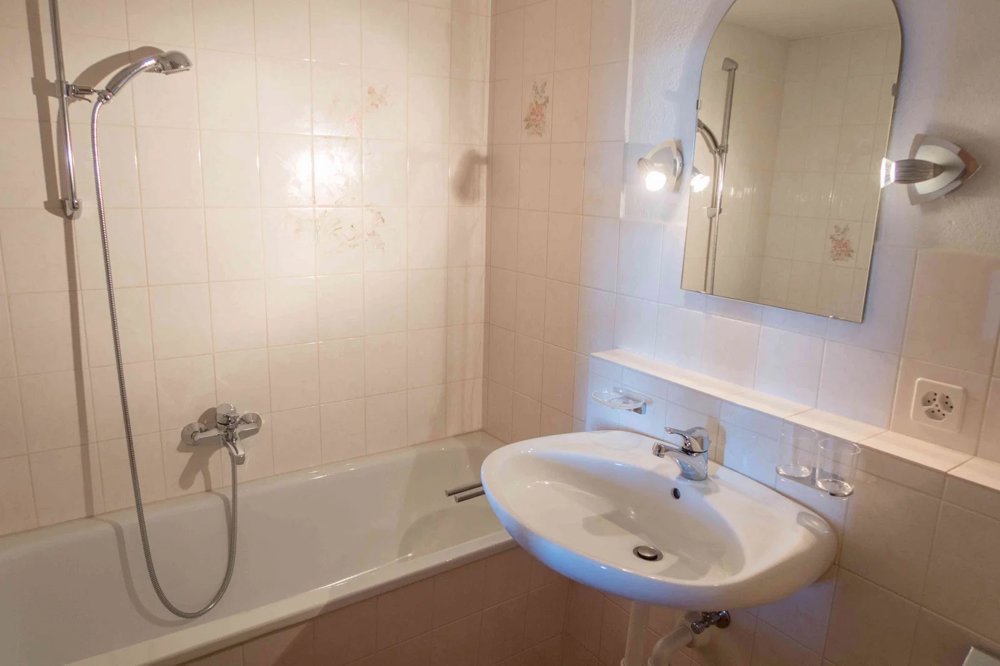 2 Zimmer Wohnung zu vermieten in Salenstein - Bild 1/8