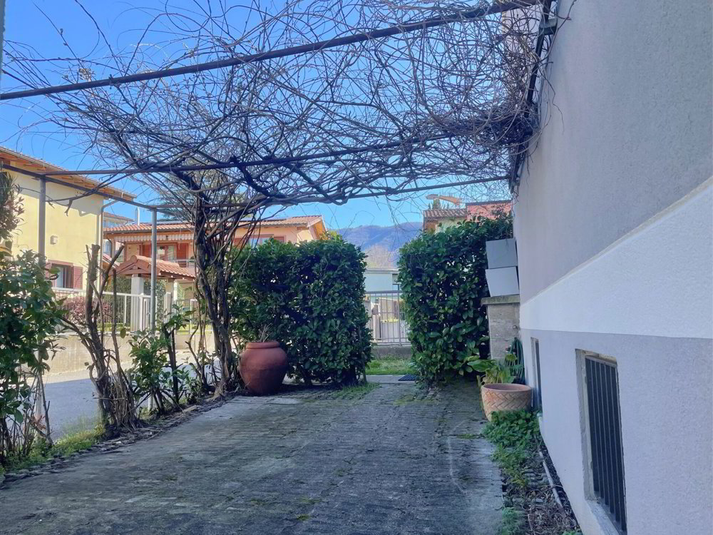 Casa di 6 locali in vendita a Balerna - immagine 1/11