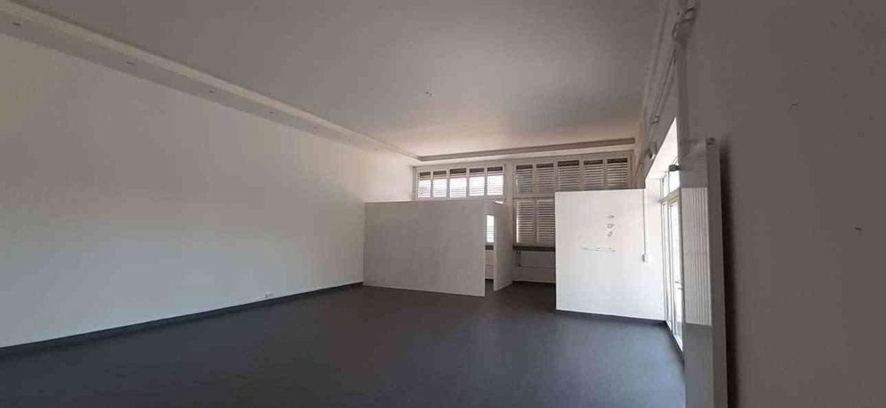 Ufficio & Commercio di 2 locali in affitto a Kaltbrunn - immagine 1/4