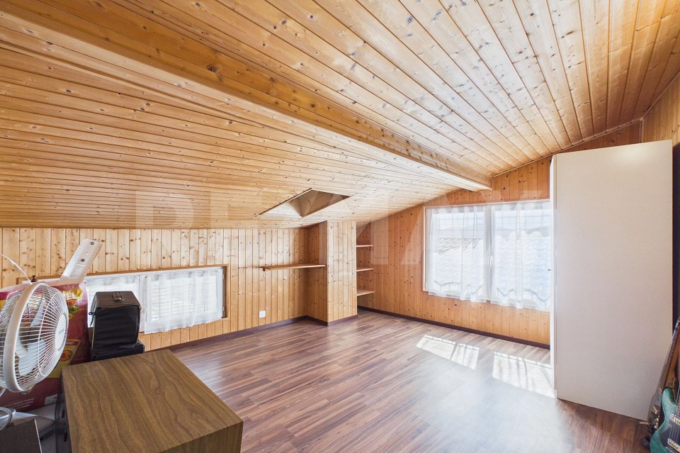 Casa di 4 locali in vendita a Aranno - immagine 1/13