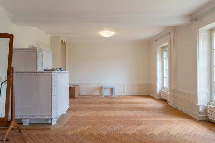 Casa di 20 locali in vendita a Avenches - immagine 1/13