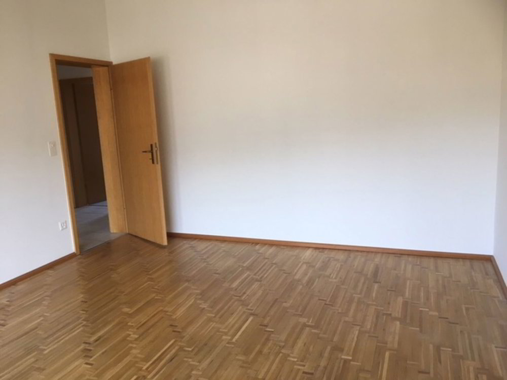 Appartement 2.5 pièces à louer à Chiasso - image 1/5