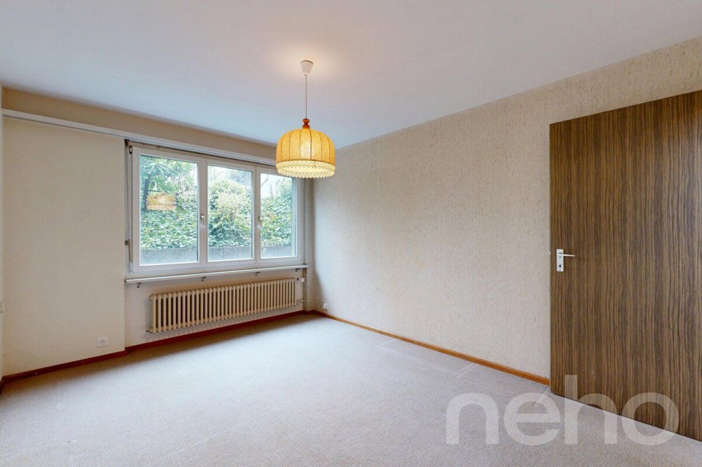 6.5 Zimmer Haus zum verkaufen in Lupsingen - Bild 1/12