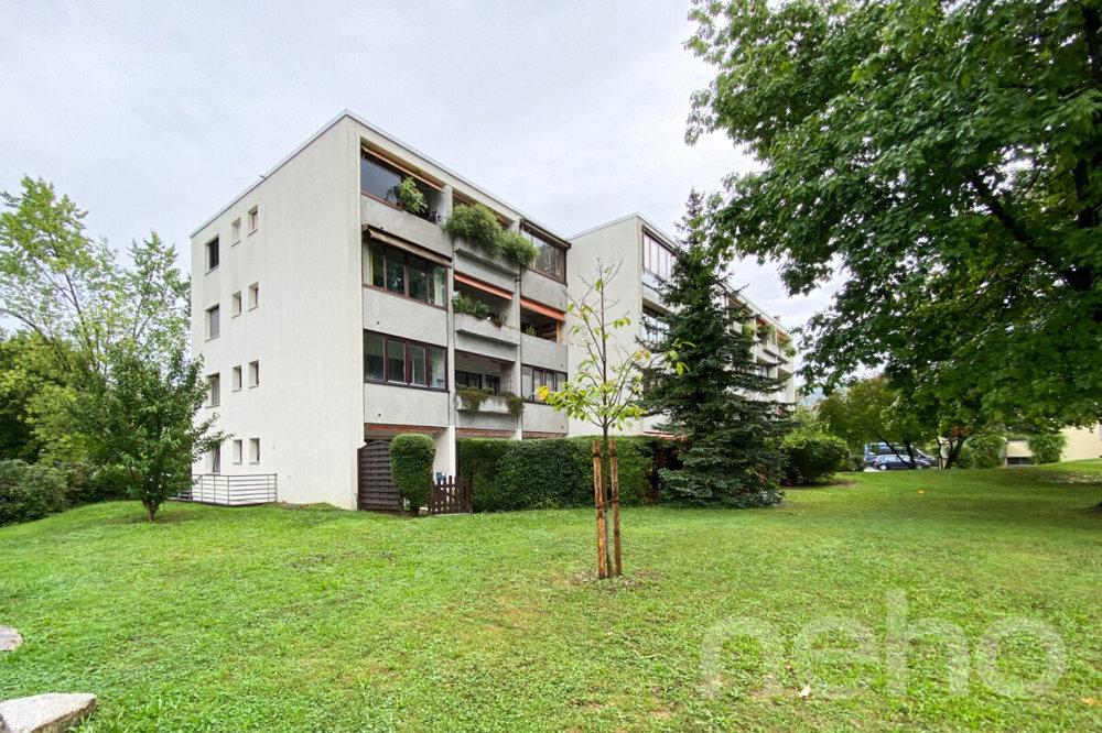 4 Zimmer Wohnung zum verkaufen in Aesch BL - Bild 1/12