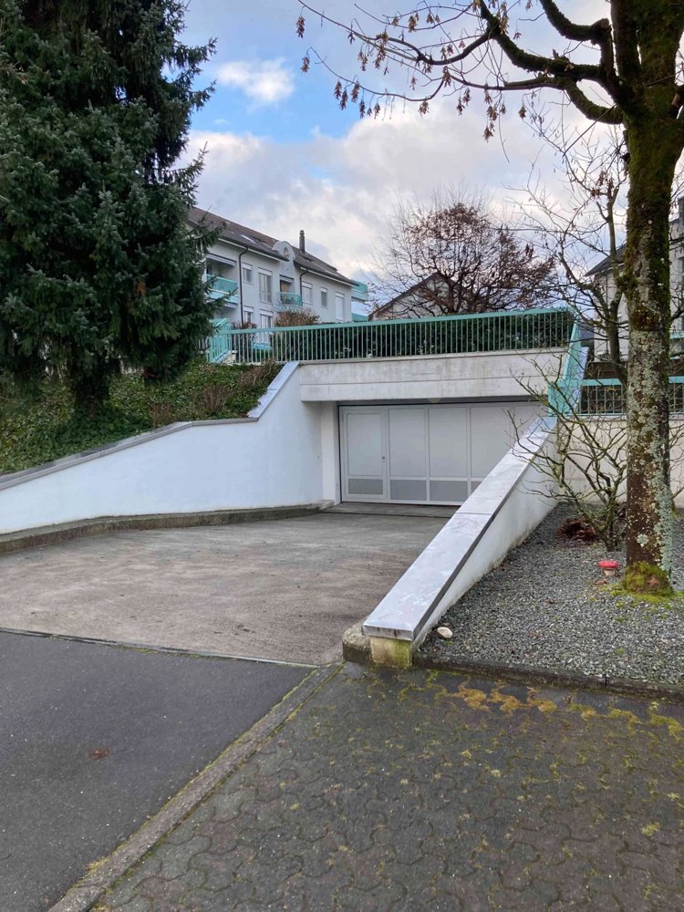 null Zimmer Parkplatz, Garage zu vermieten in Horw - Bild 1/1