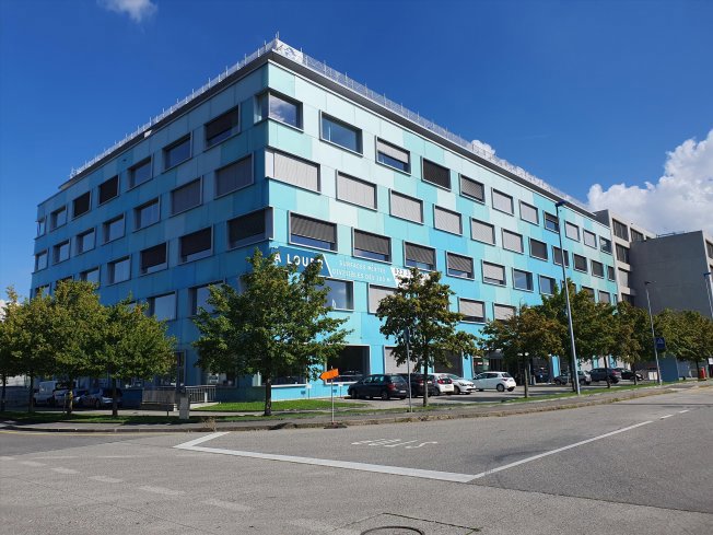 Bureau & Commerce null pièces à louer à Plan-les-Ouates - image 1/1