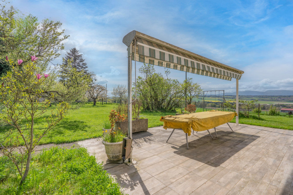 Casa di 4 locali in vendita a Ogens - immagine 1/7