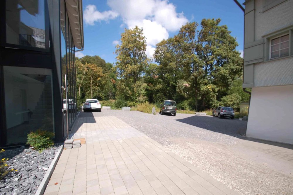 null Zimmer Parkplatz, Garage zu vermieten in St. Josefen - Bild 1/2