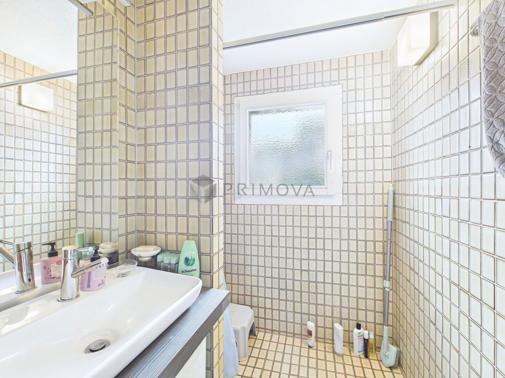 5.5 Zimmer Haus zum verkaufen in Gisikon - Bild 1/12