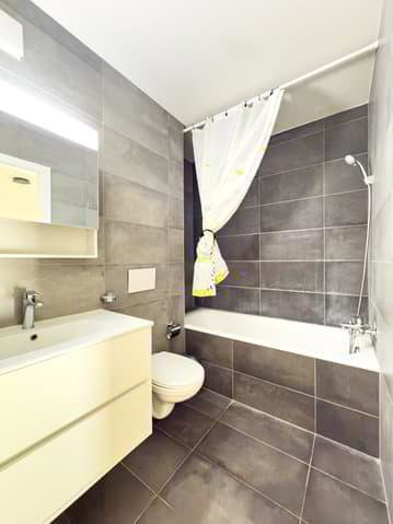 4.5 rooms House to buy in Moudon - image 1/13