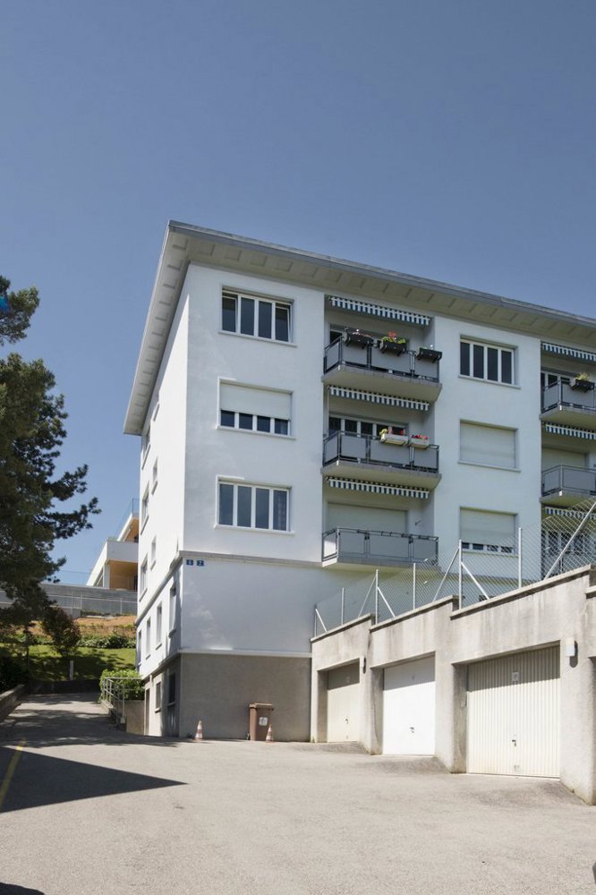 null rooms Car park, garage for rent in Lausanne - image 1/1