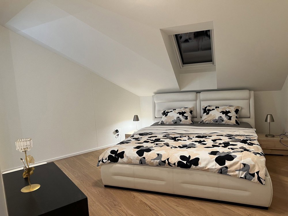 4 rooms Apartment for rent in Embrach - image 1/13