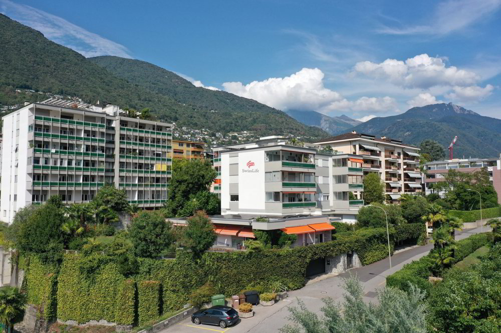 4 rooms Apartment to buy in Minusio - image 1/12
