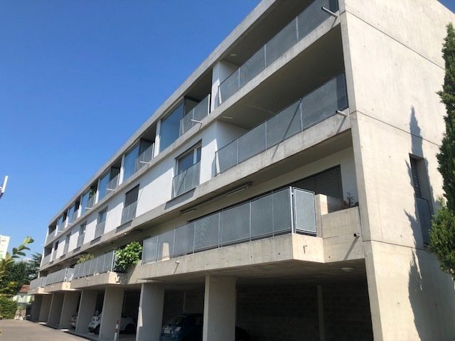 null Zimmer Parkplatz, Garage zu vermieten in Chavannes-près-Renens - Bild 1/1