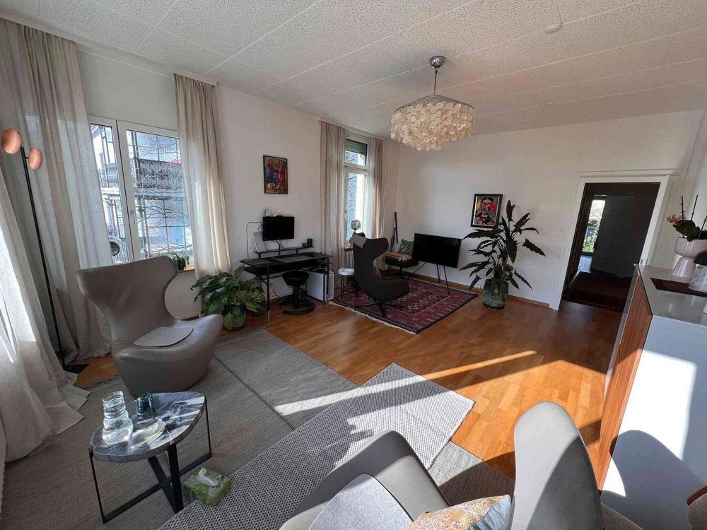 1 rooms Office & Commercial for rent in Zurich - image 1/5