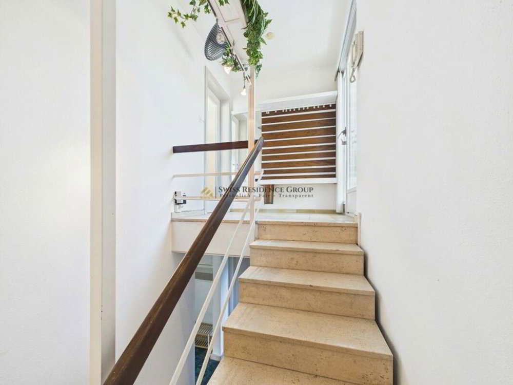 6 rooms House for rent in Therwil - image 1/13