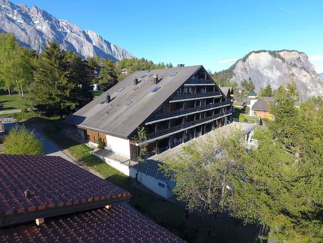 3.5 rooms Apartment to buy in Ovronnaz - image 1/13