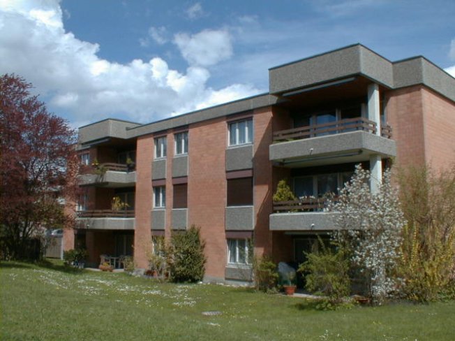 null rooms Car park, garage for rent in Wallisellen - image 1/1