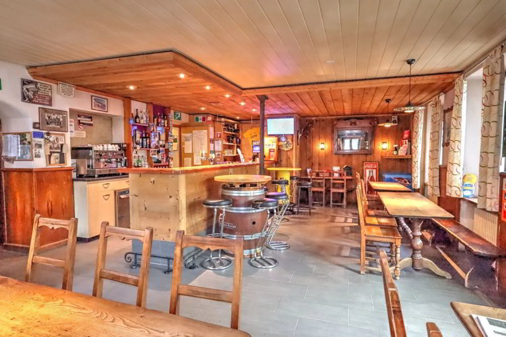 16 Zimmer Büro zum verkaufen in Troistorrents - Bild 1/9