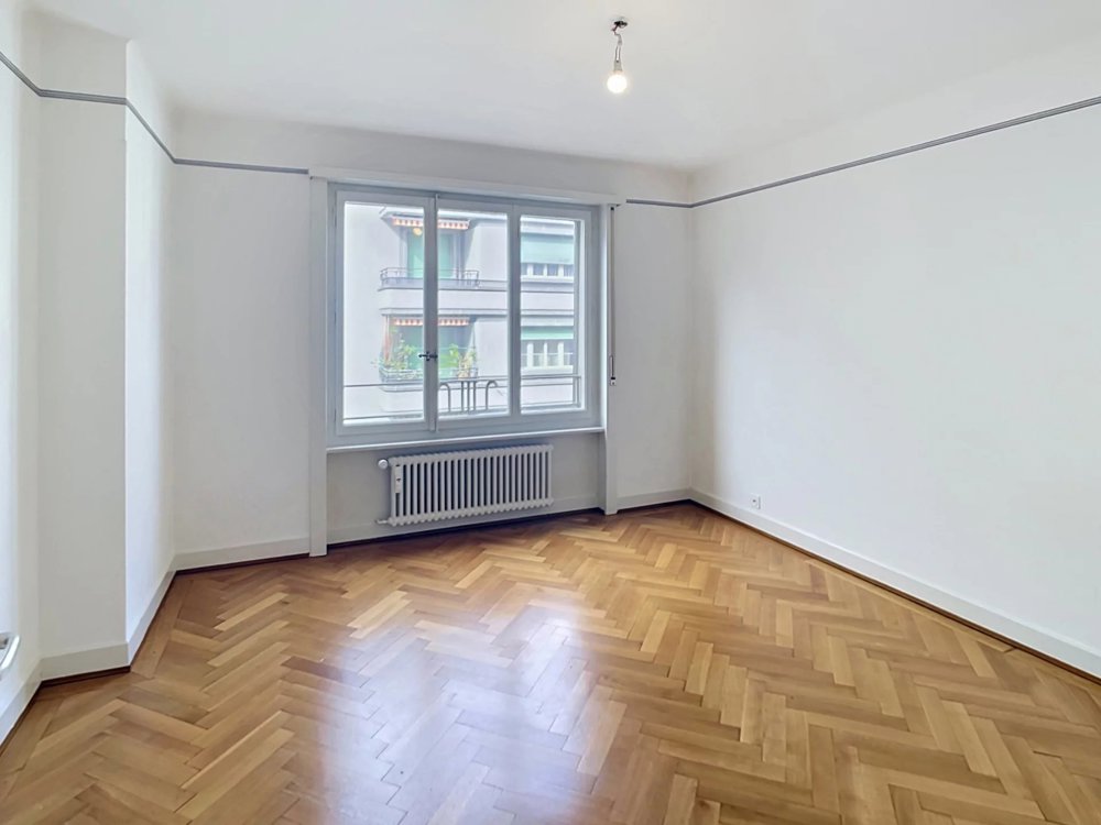 2 Zimmer Wohnung zum verkaufen in Lausanne - Bild 1/9