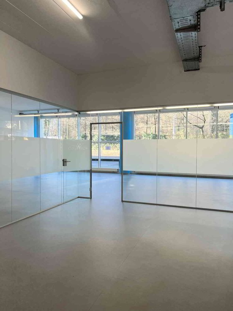 6.5 rooms Office & Commercial for rent in Basel - image 1/10