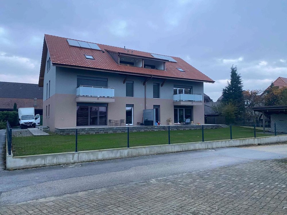 Appartement 3.5 pièces à louer à Müntschemier - image 1/5