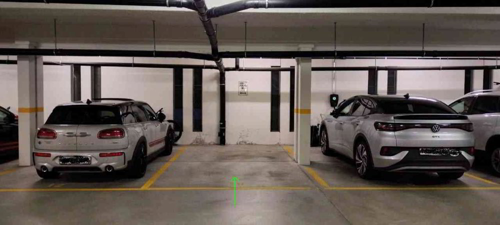 null rooms Car park, garage for rent in Gersau - image 1/2
