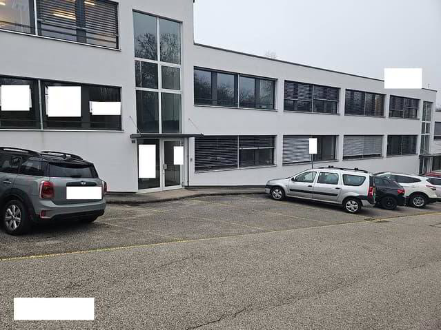 Bureau & Commerce null pièces à louer à Nyon - image 1/6