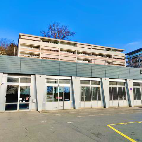 Parking, garage null pièces à louer à Renens VD - image 1/1