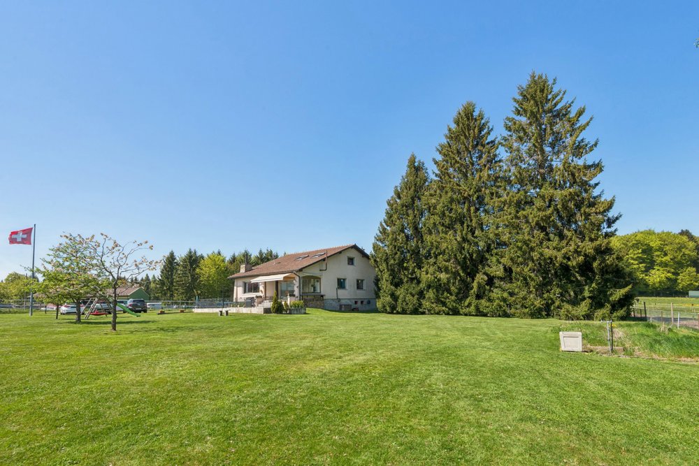 7 rooms House to buy in Savigny - image 1/13