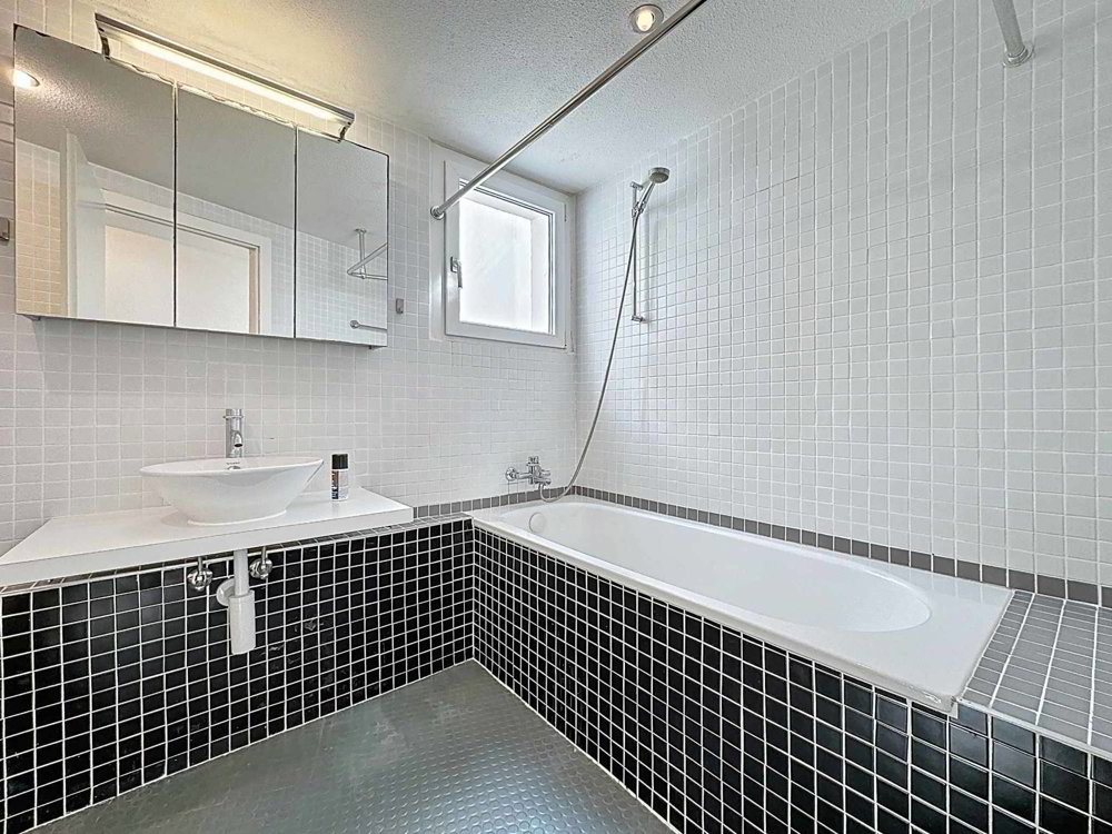 11 Zimmer Haus zum verkaufen in Lutry - Bild 1/13