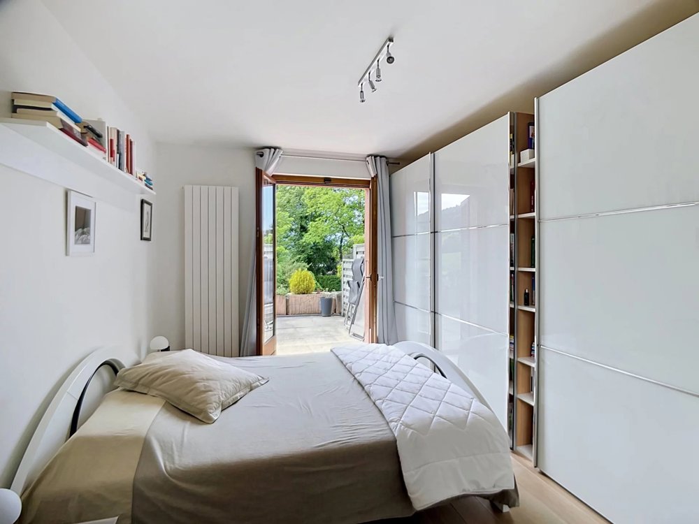 2 rooms Apartment to buy in La Croix (Lutry) - image 1/11