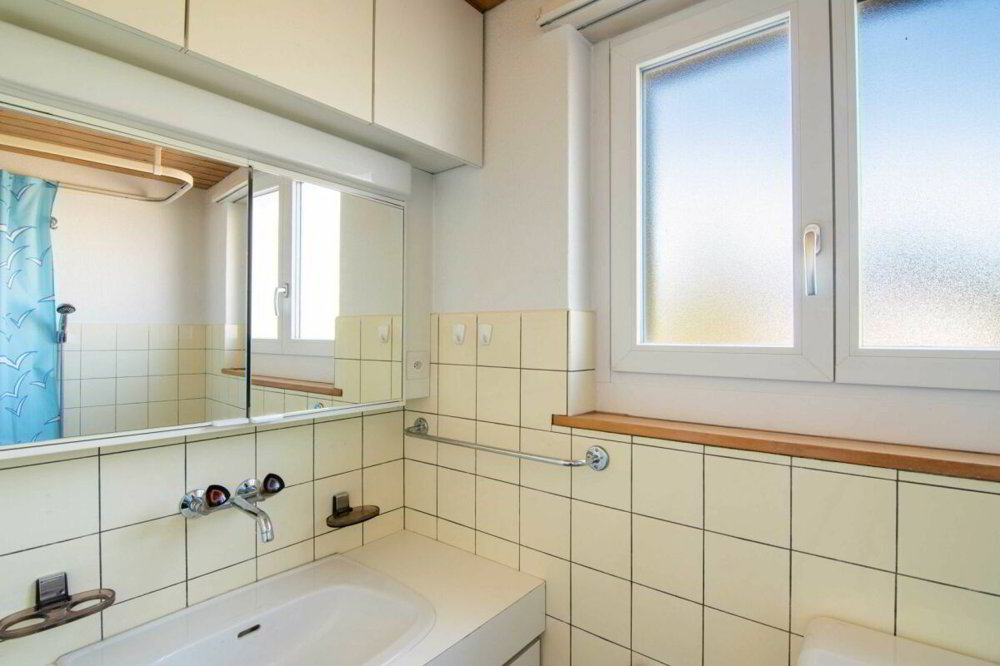 Casa di 8 locali in vendita a Jegenstorf - immagine 1/13