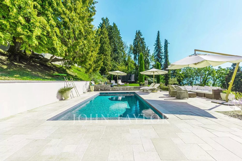 7 Zimmer Haus zum verkaufen in Montreux - Bild 1/13