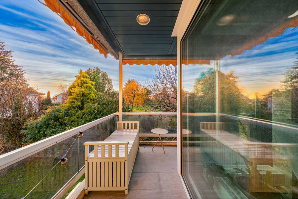 4 rooms Apartment to buy in St-Sulpice VD - image 1/6