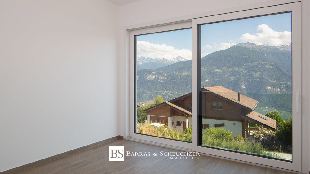 Casa di 5 locali in vendita a Crans-Montana - immagine 1/13